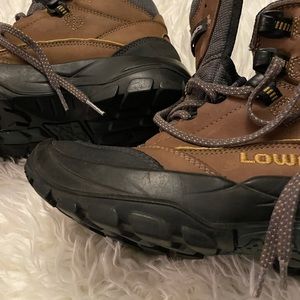 Lowa Performance Hiking/Hunting Boot